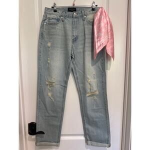 MSRP $118 NWT Juicy Couture Light Blue Wash Festroy Straight Leg Denim Size 26